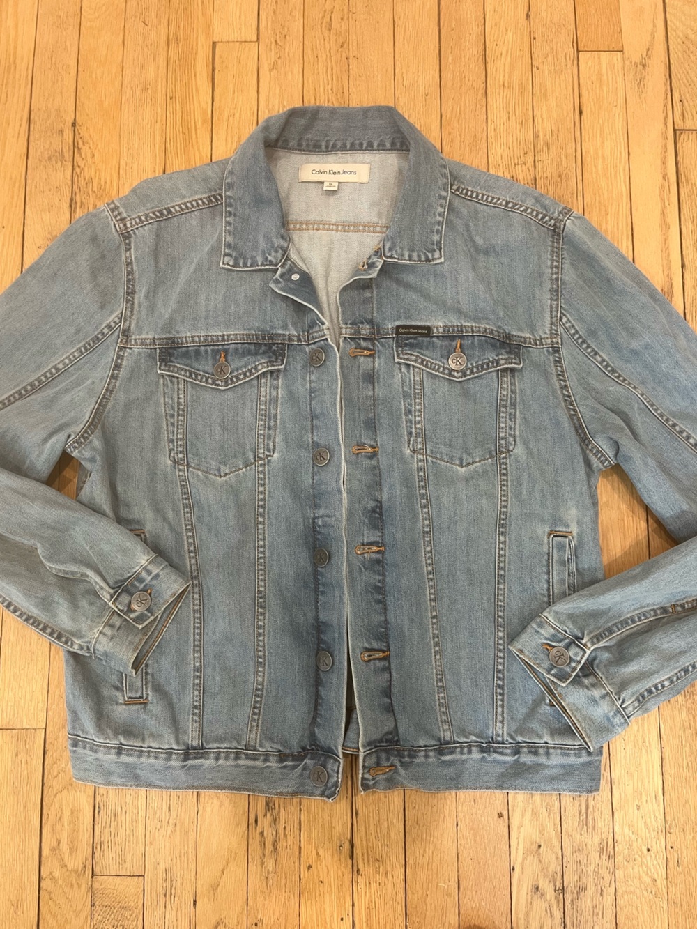 Calvin Klein Light Wash Denim Jacket - Classic Button Front Men’s XL